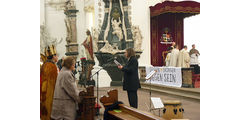 Aussendung der Sternsinger im Hohen Dom zu Fulda (Foto: Karl-Franz Thiede)